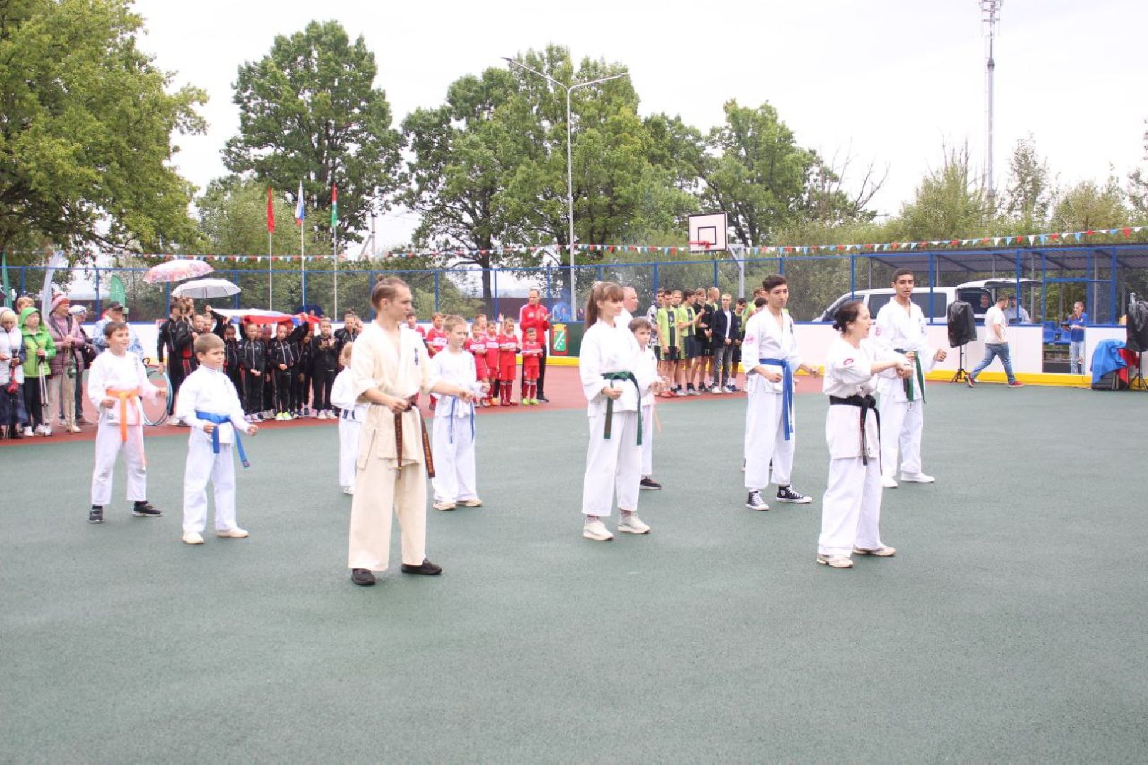 Открытие спортивной площадки, лесопарк Дубки, Калининец