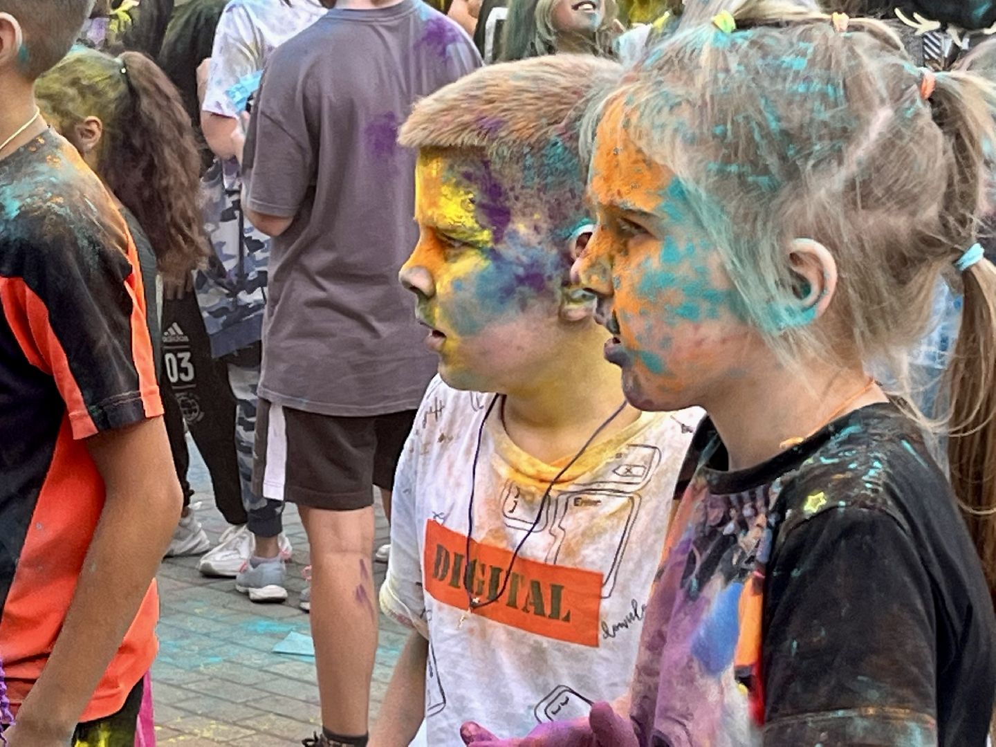 Наро-Фоминск, лето в Подмосковье, фестиваль красок, последние выходные лета, ЦДК