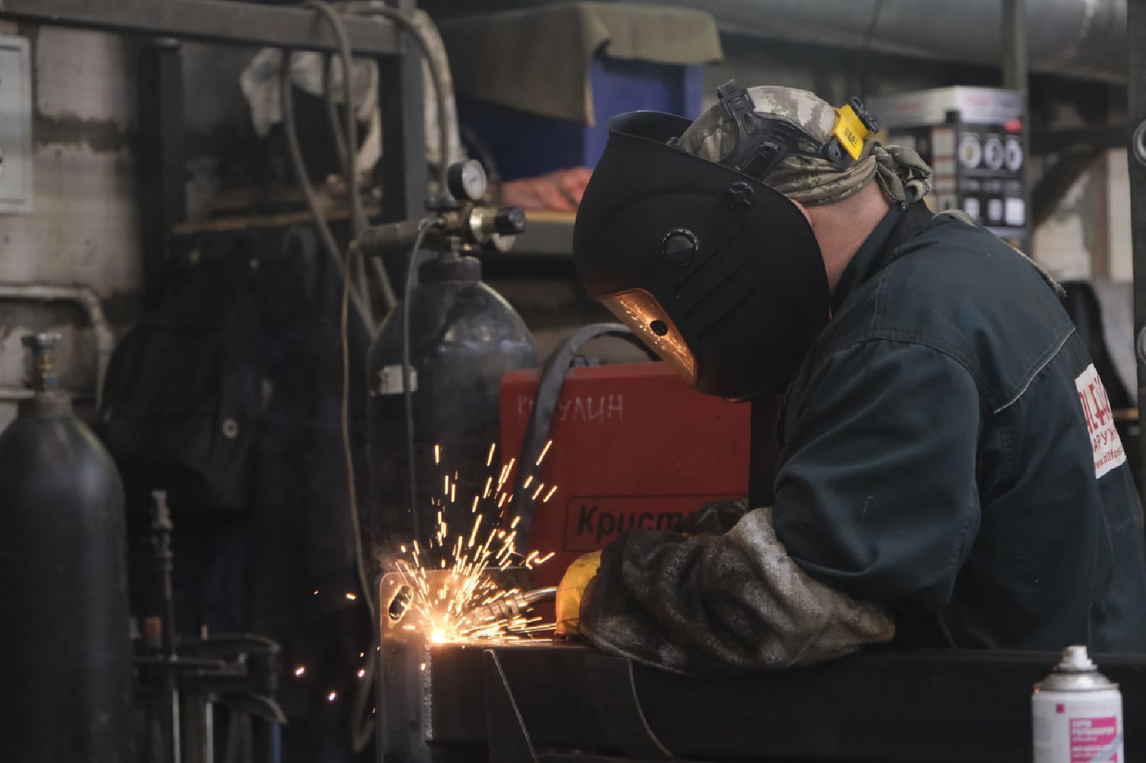 Пущино, экономика