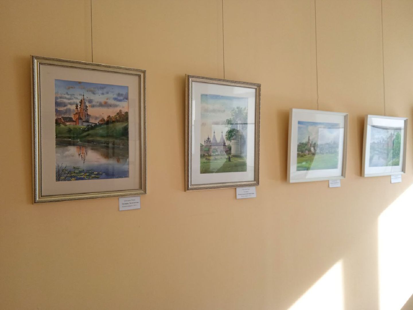 Солнечногорск, выставка, картины, путевой дворец, вернисаж