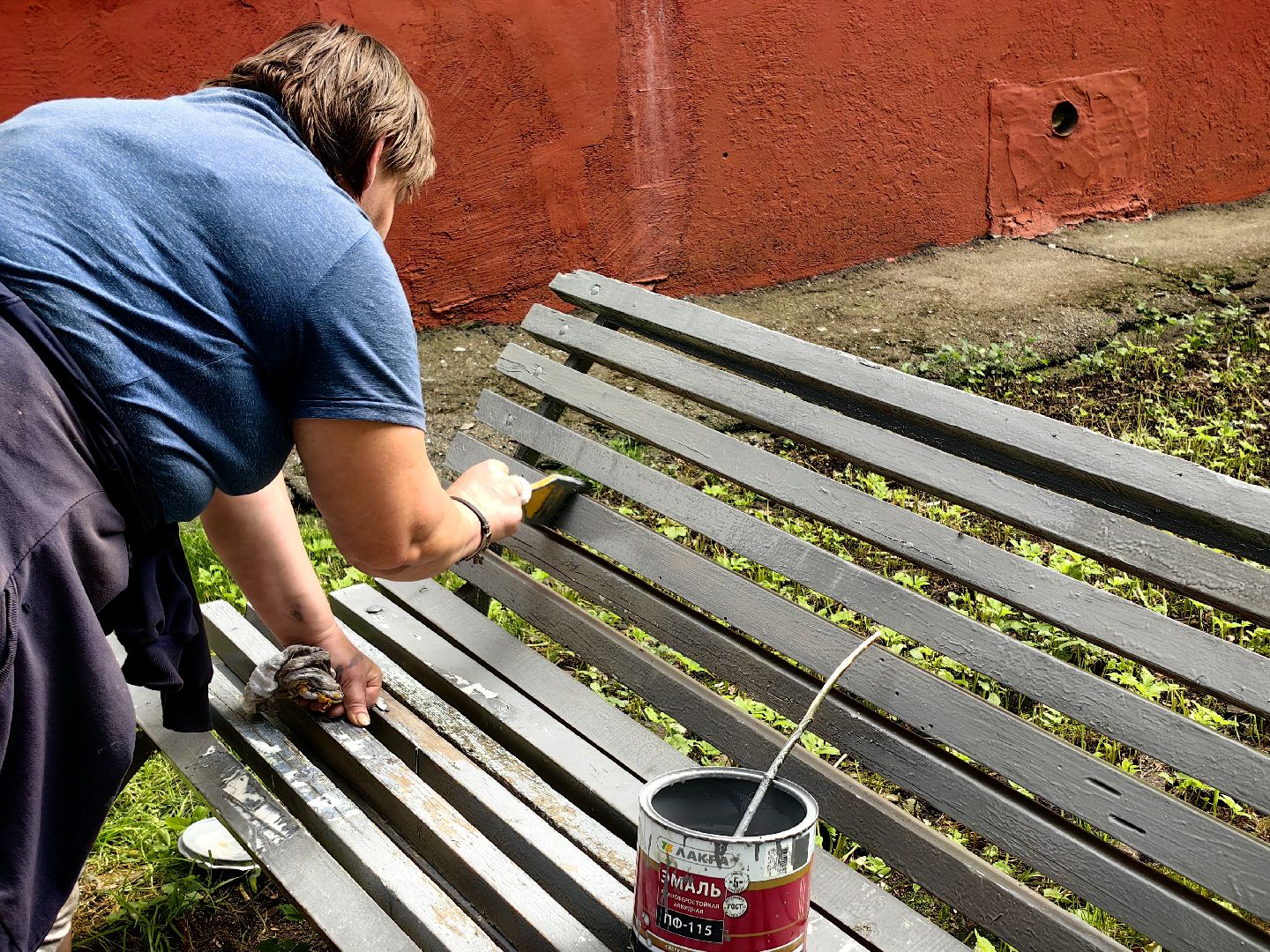 Лавочки, окрашено, краска, территория