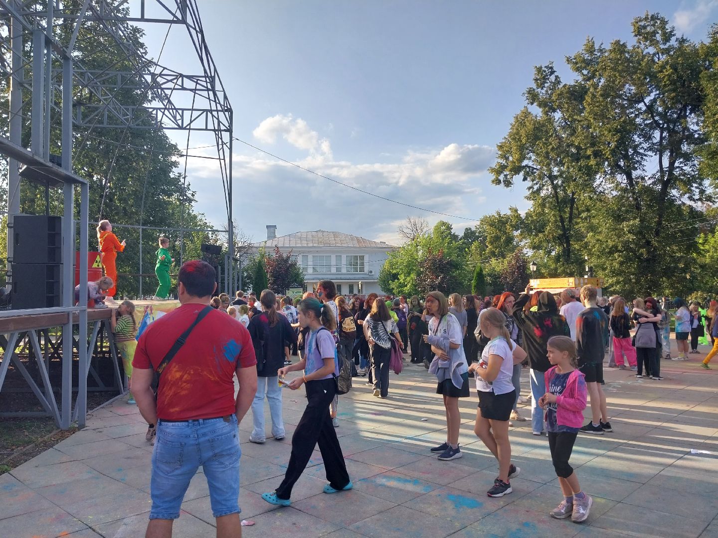 Коломна, фестиваль красок, лето