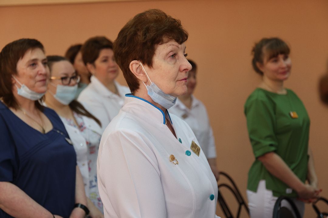 медицина, врачи, медицинский персонал, врачи, медсестры, 8 Марта, праздник, тюльпаны, торт, Реутов