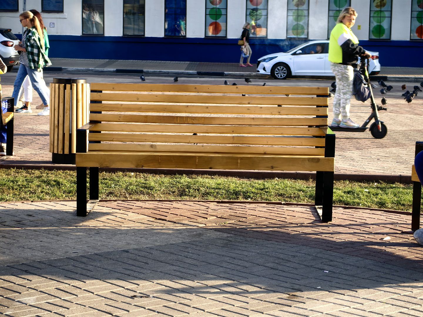 Лавочки, урны, благоустройство, площадь