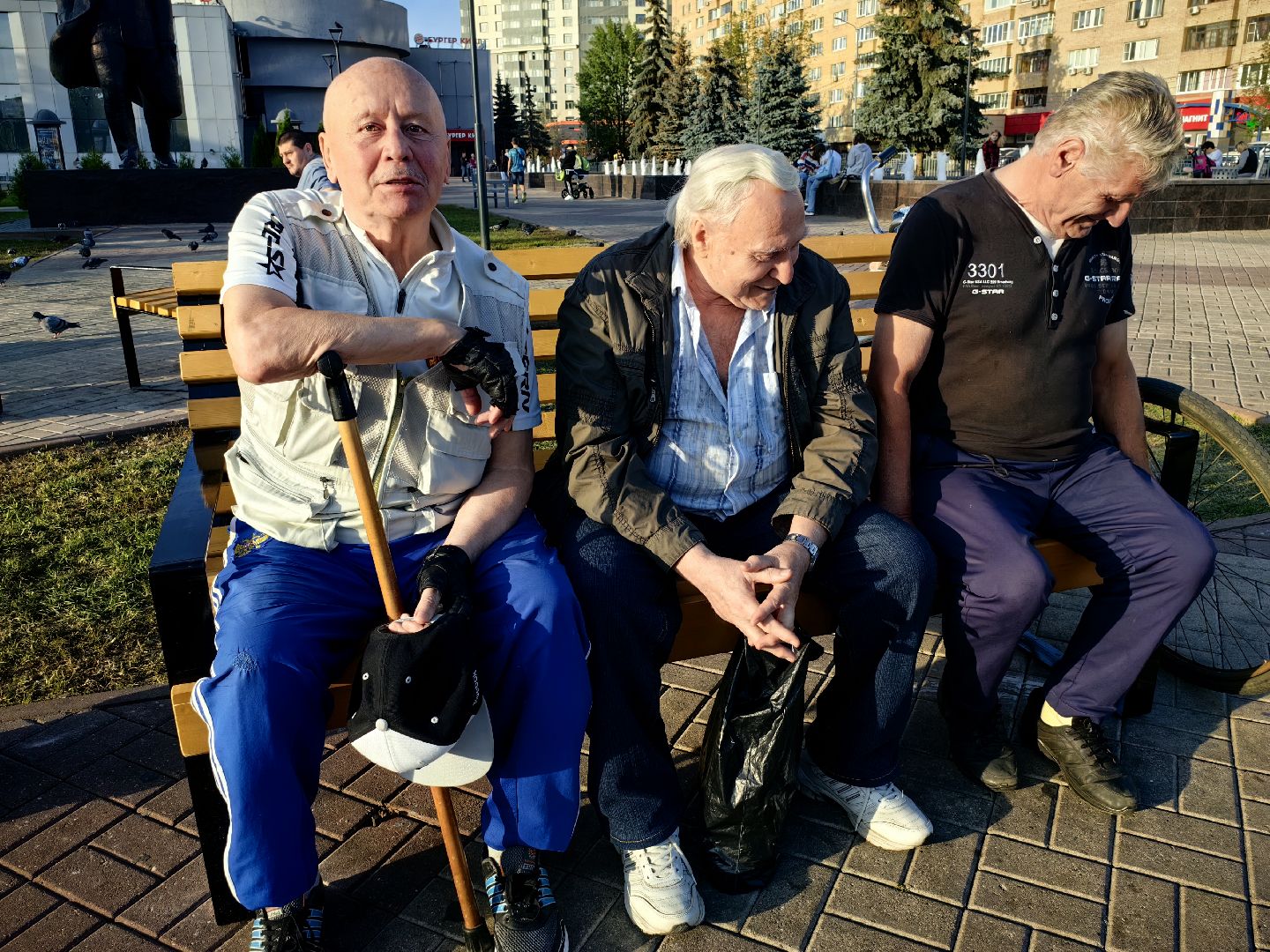 Лавочки, урны, благоустройство, площадь