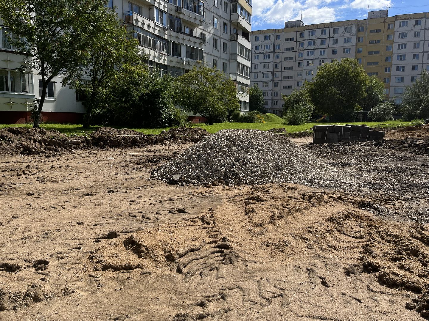 наро-фоминск, благоустройство, парковка у дома, комфортное Подмосковье