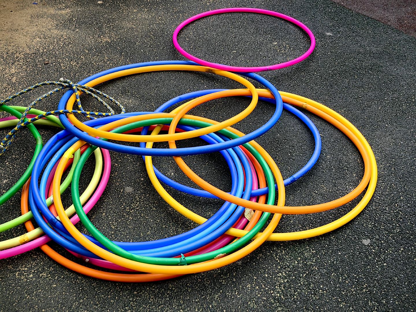 Цирк, развлечения, дети, парк, жонглирование