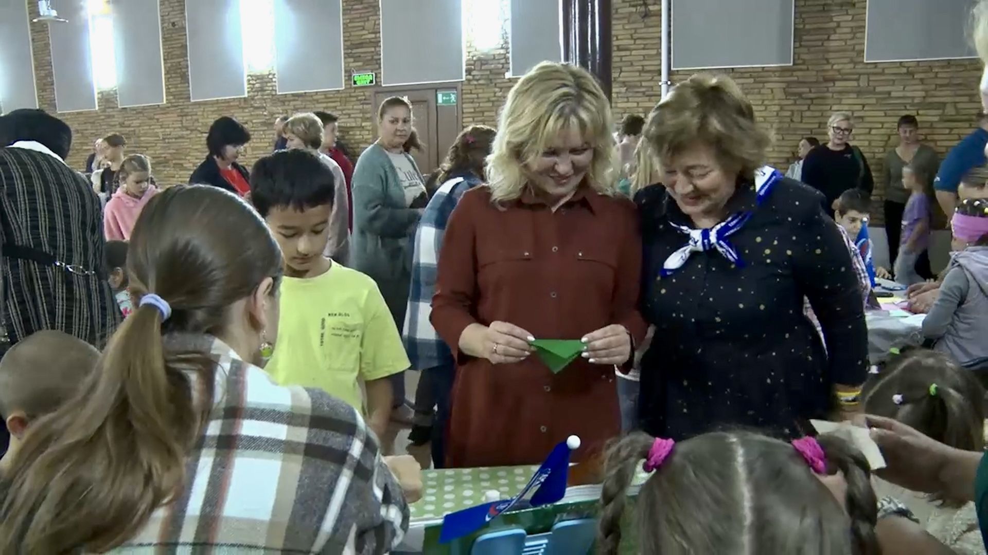 Клин, общество, помощь, дети, школы