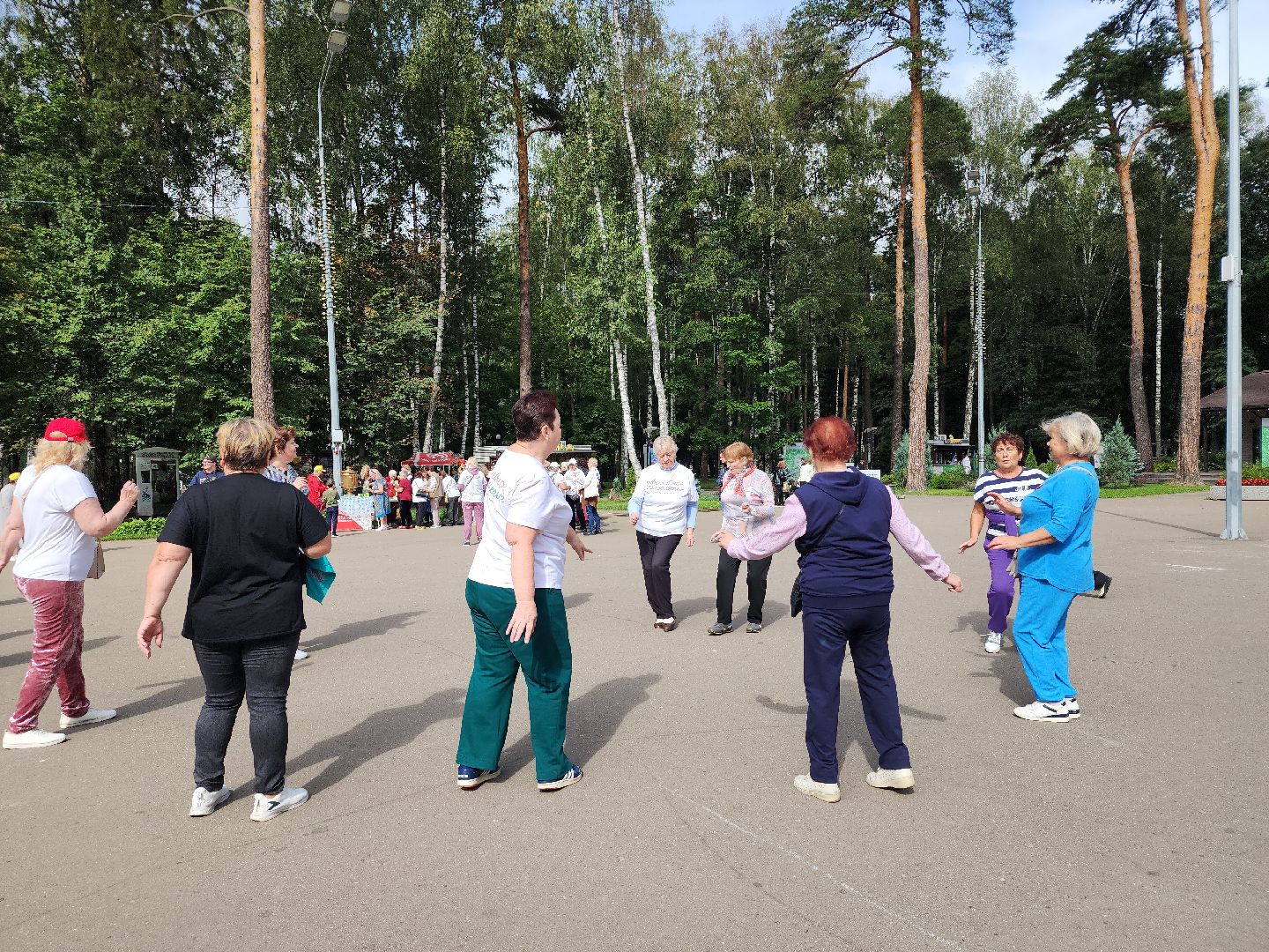 Активное долголетие, Зарядка долголетов, Центральный парк, Ногинск, Богородский городской округ