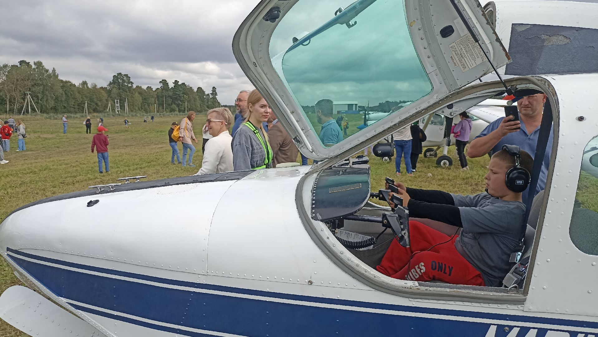 Серпухов, Подмосковье, аэродром, президентский грант, самолеты