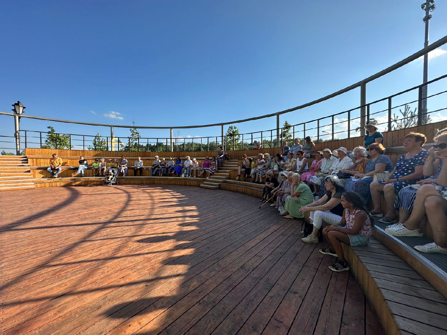 Ретро-песни в парке, коллаборация музыкальных коллективов, наро-фоминская областная больница,