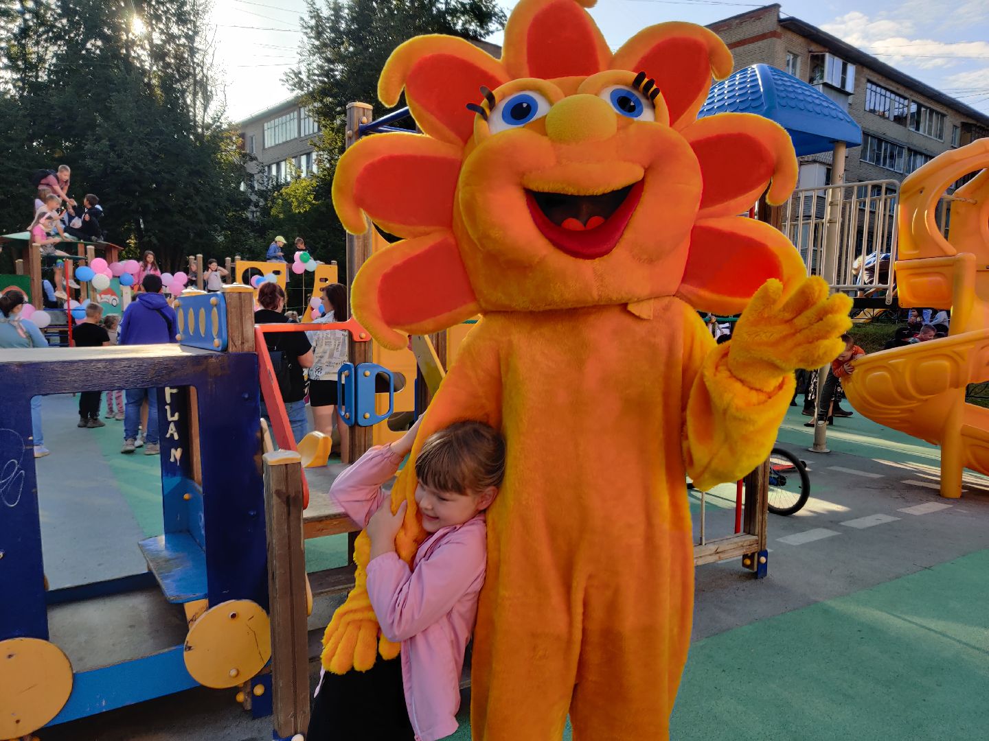 Красноармейск, Пушкинский, праздник двора, соседи