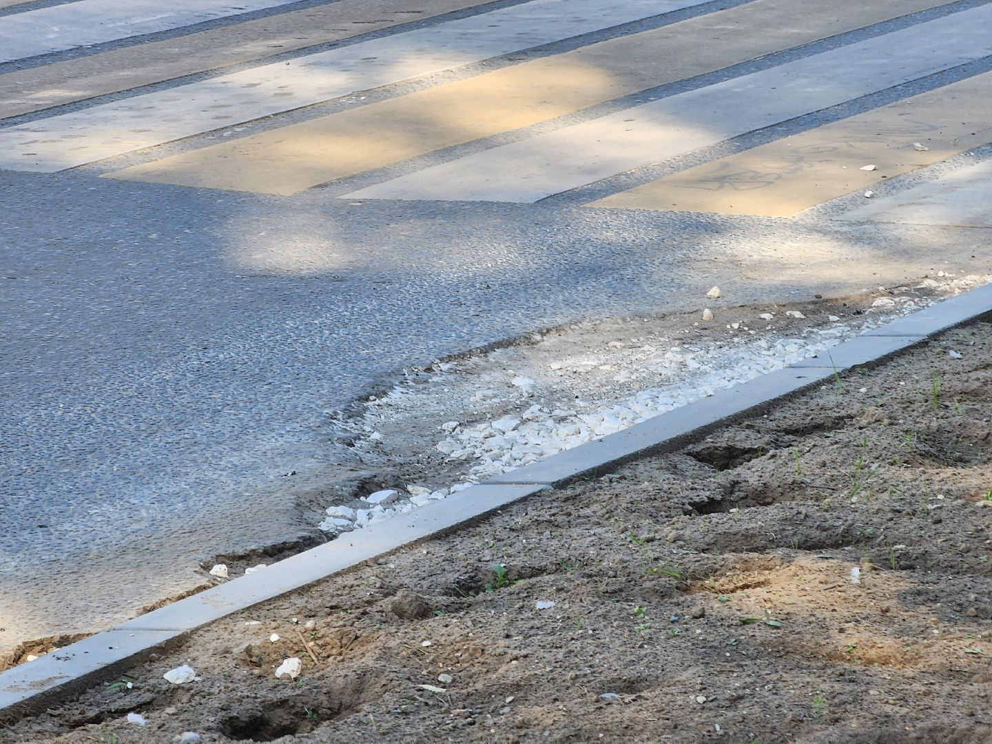 Павловский Посад, городской округ павловский Посад, люди, благоустройство, ремонт, тротуар, бордюр