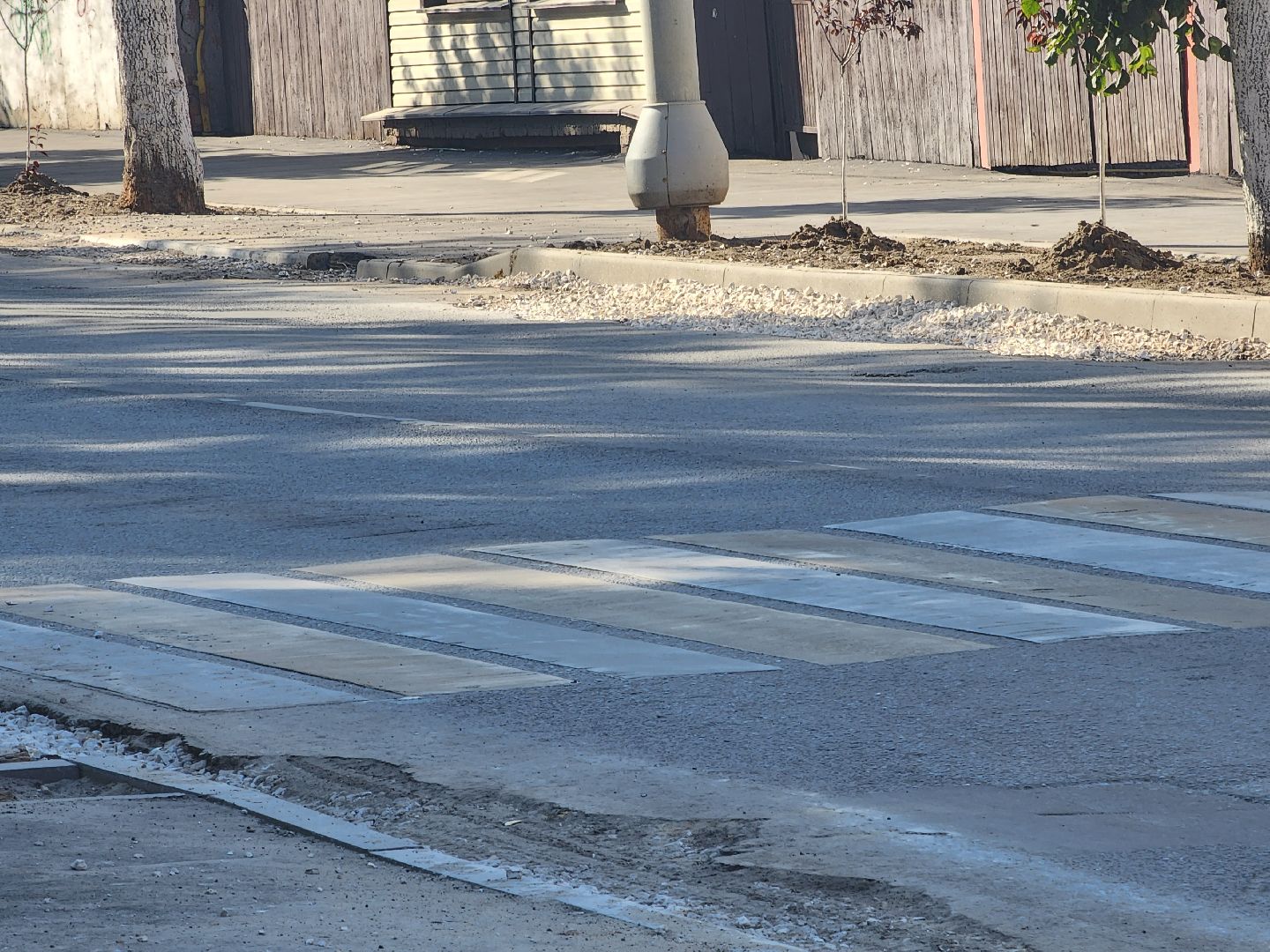 Павловский Посад, городской округ павловский Посад, люди, благоустройство, ремонт, тротуар, бордюр