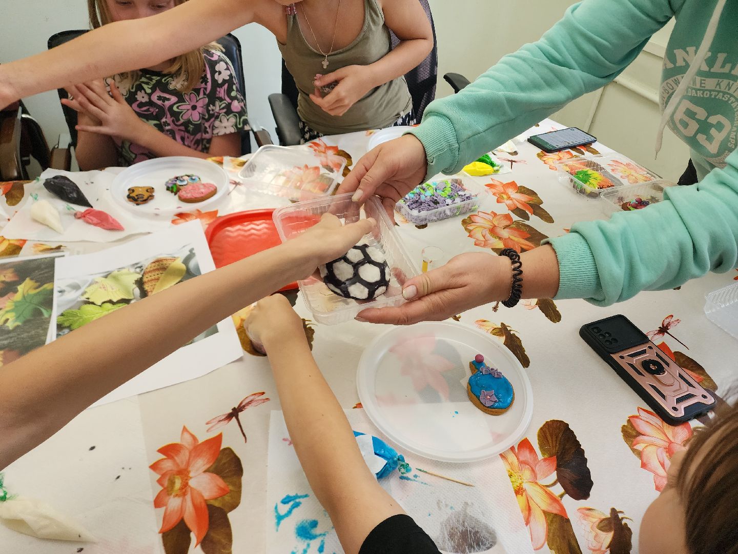 дети, 1 сентября, подарки, школа, многодетные семьи,