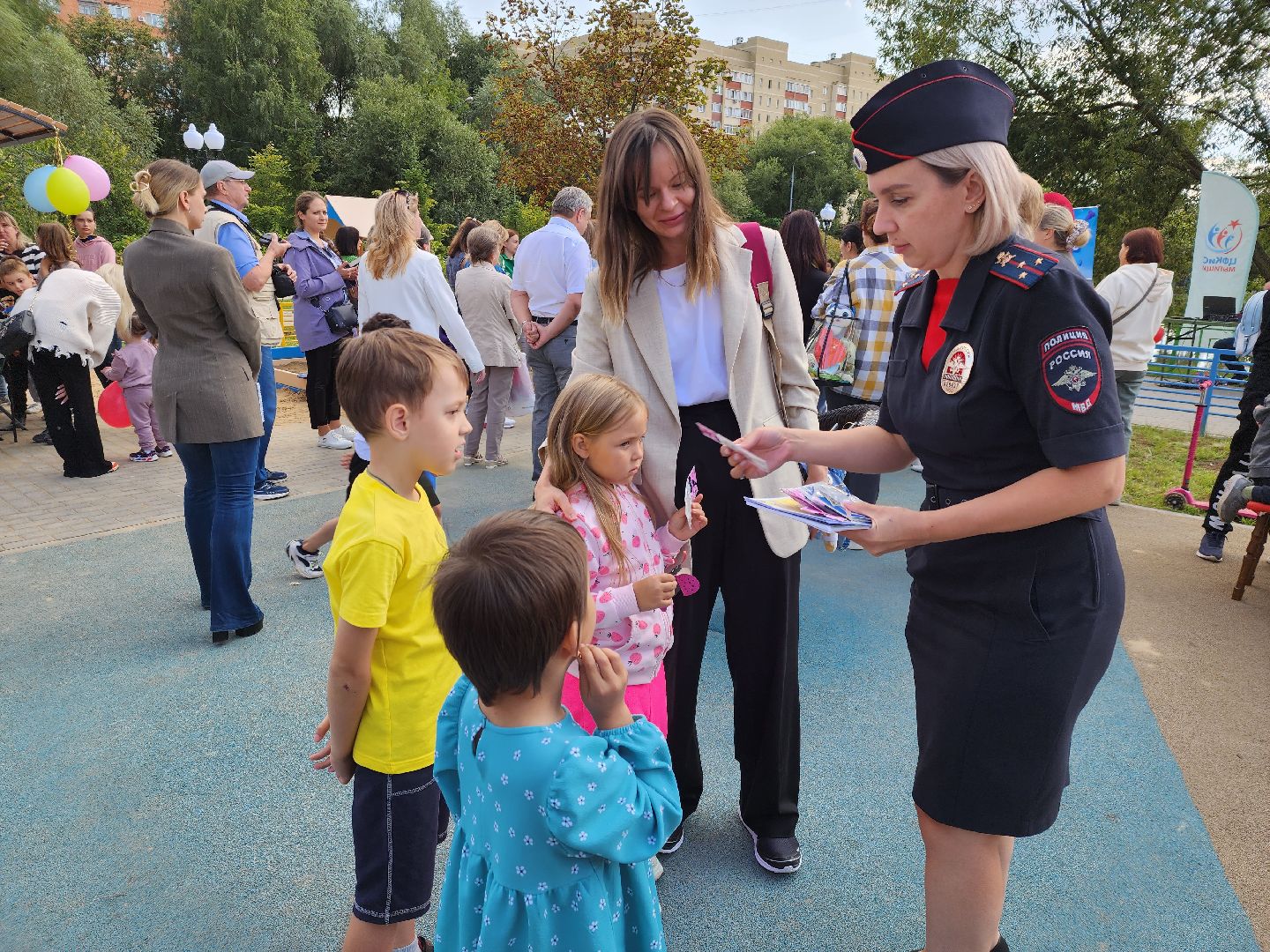 Мытищи, сквер на Колпакова, благоустройство