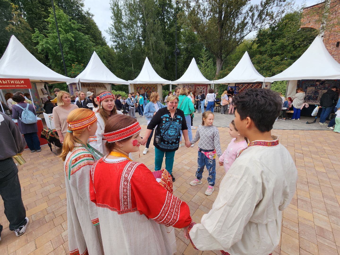 Чаепитие в Мытищах, фестиваль народных промыслов