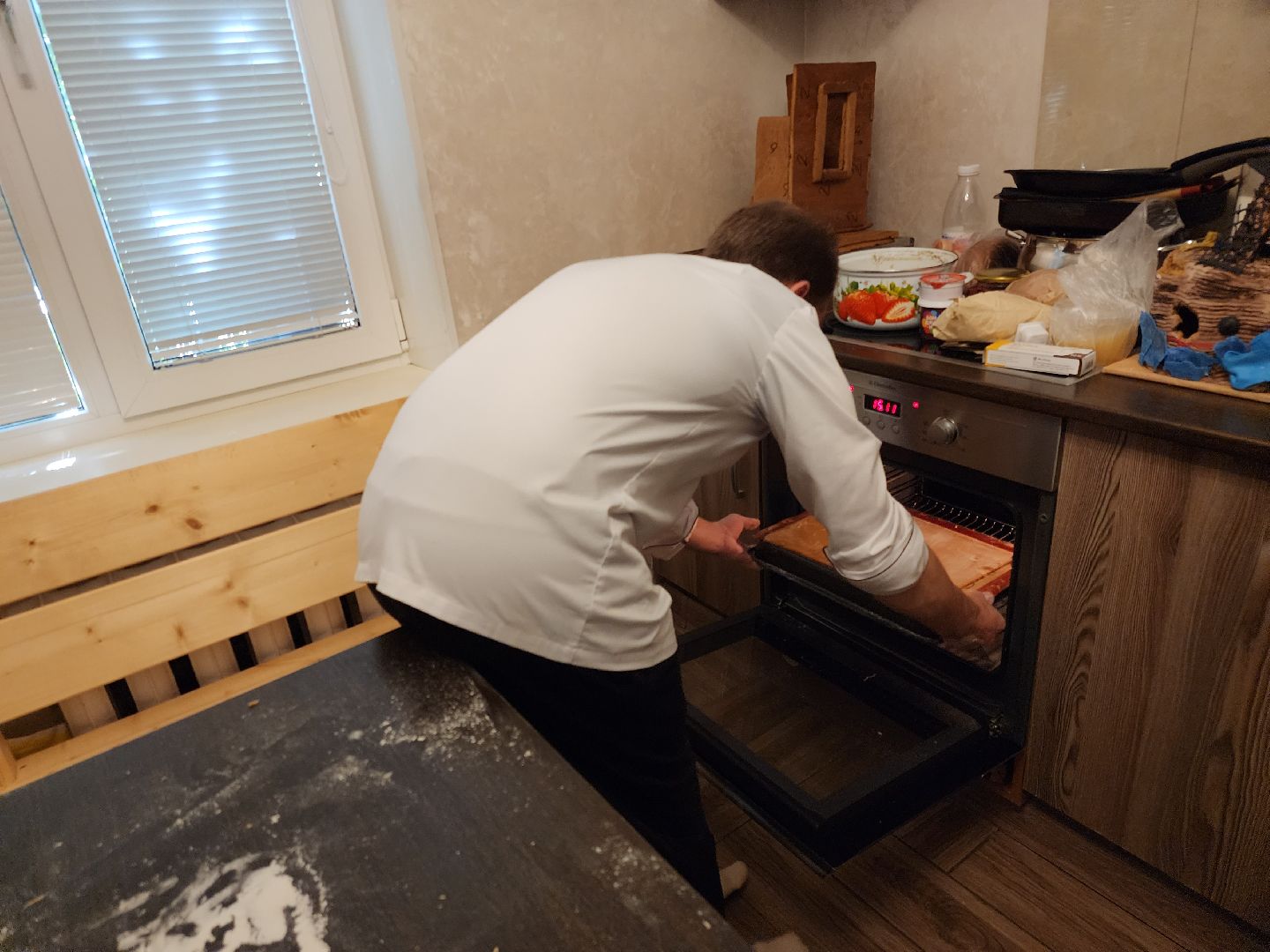 Максим Топорищев, Мытищи, пряник-рекордсмен, путевой дворец в Тайнинском