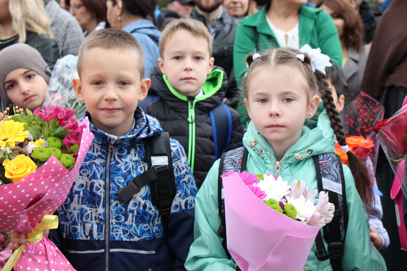 Лобня, общество, школа