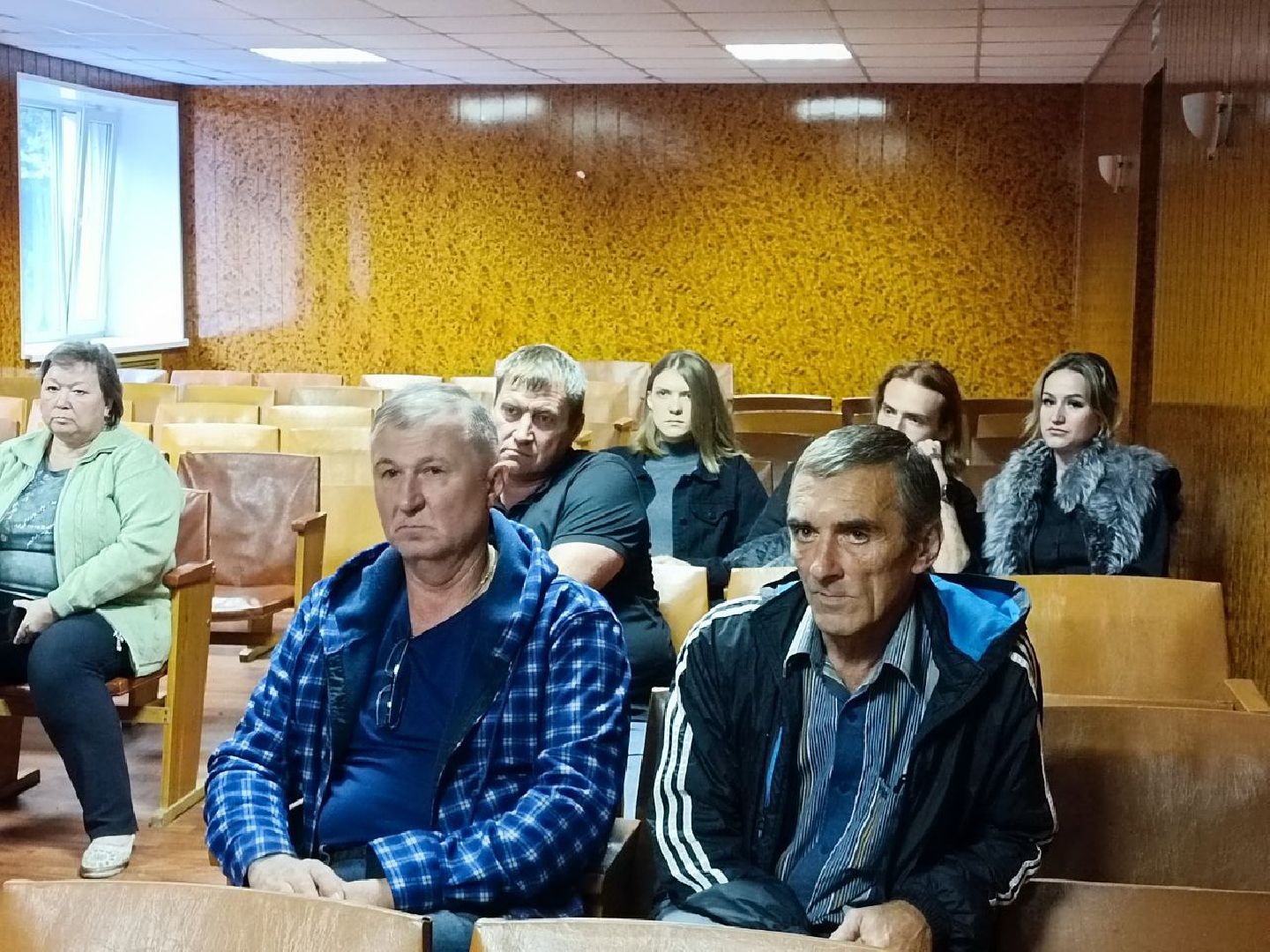 Можайск, Можайский городской округ, Подмосковье, глава, трудовой коллектив, трудовой спор, решение проблемы, люди, сотрудники, работа