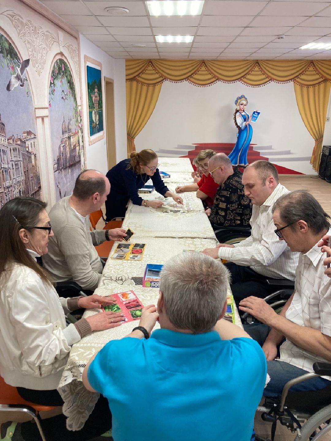 Клин, Общество