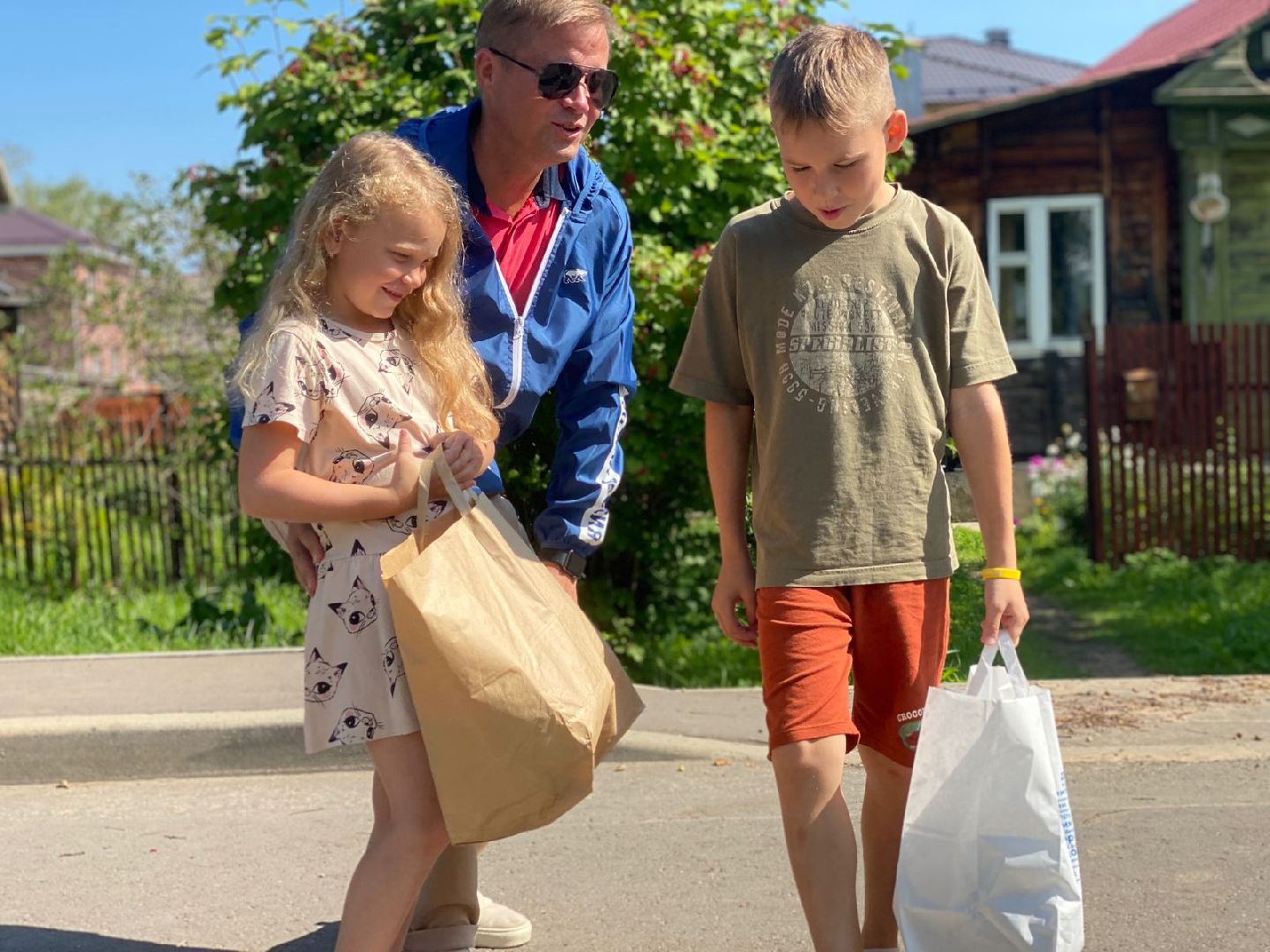 Поддержка малоимущих семей, Единая Россия, дети, Дубна