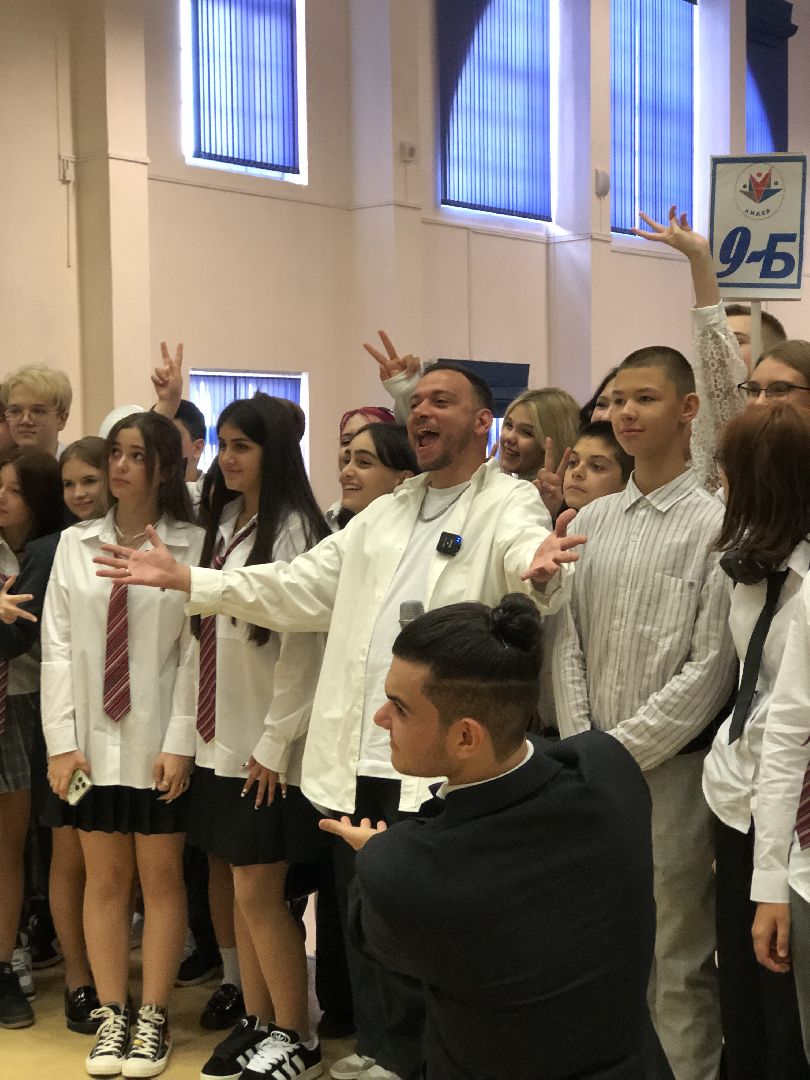 Блогер, химки, школа,