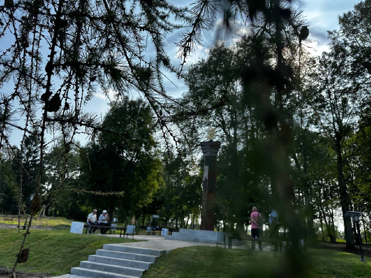 Можайск, Можайский городской округ, Подмосковье, стелы, Населенный пункт воинской доблести, память, мемориал