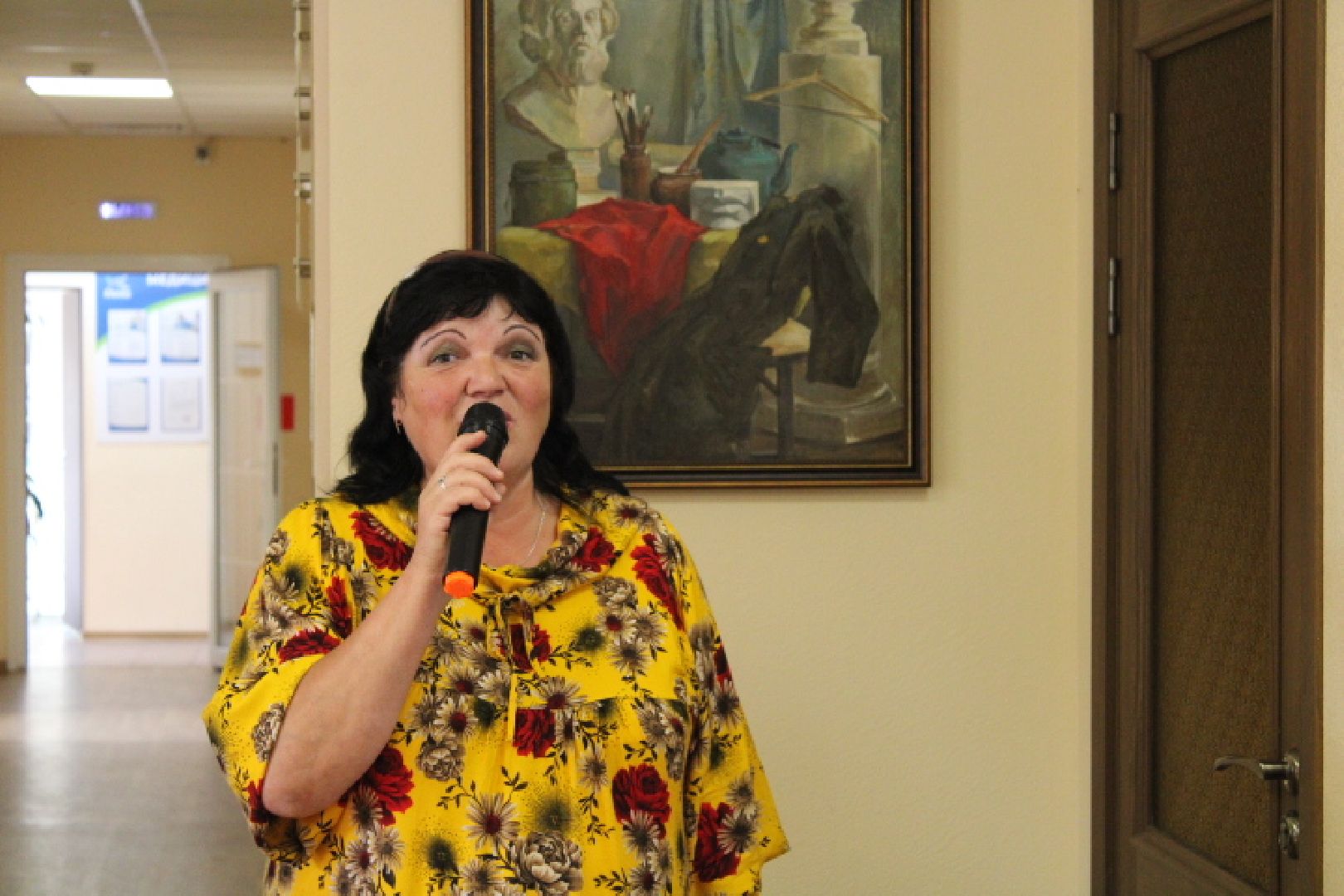 Пансионат, пожилые люди, помощь, музыка,деменция