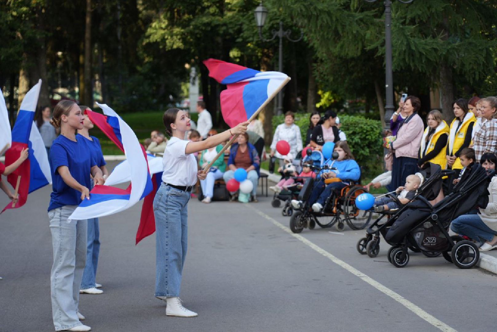 Сергиево-Посадский городской округ, Сергиев Посад, День российского флага, Символика, Акция, Праздник