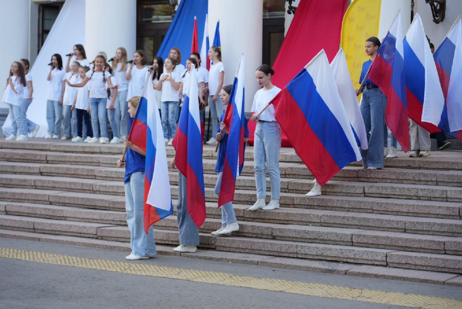 Сергиево-Посадский городской округ, Сергиев Посад, День российского флага, Символика, Акция, Праздник
