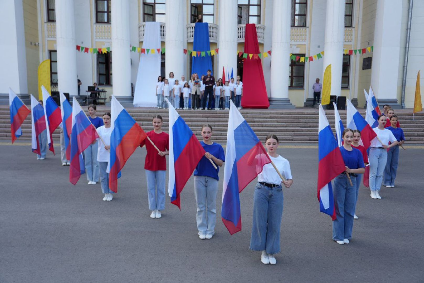 Сергиево-Посадский городской округ, Сергиев Посад, День российского флага, Символика, Акция, Праздник