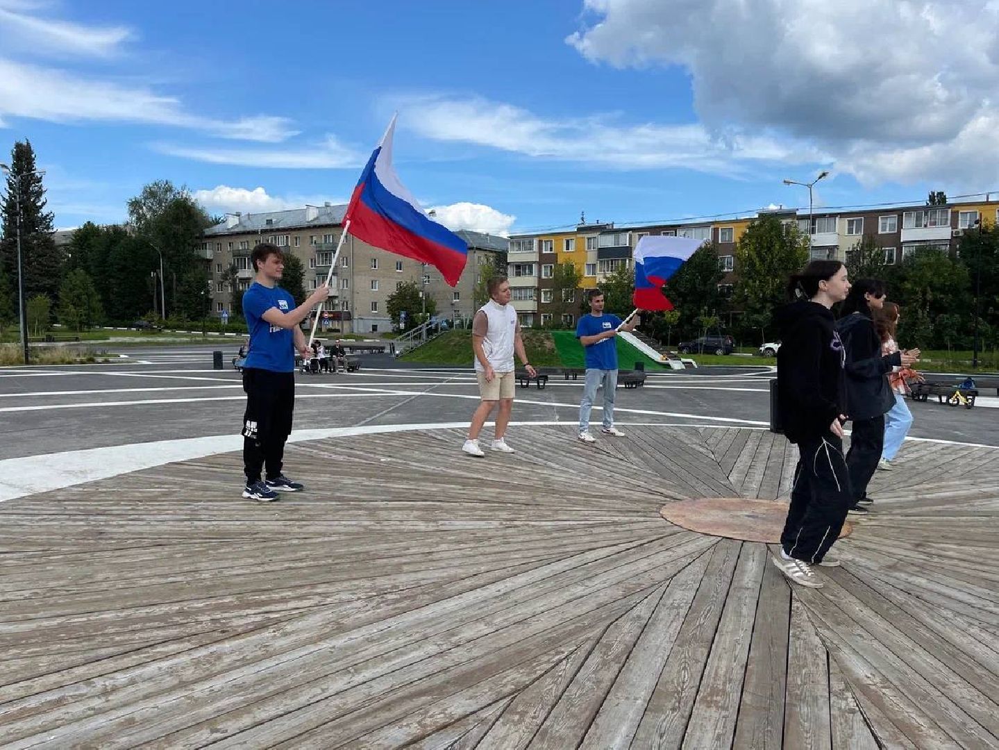 Сергиево-Посадский городской округ, Сергиев Посад, Пересвет, День флага, Флешмоб, МГЕР