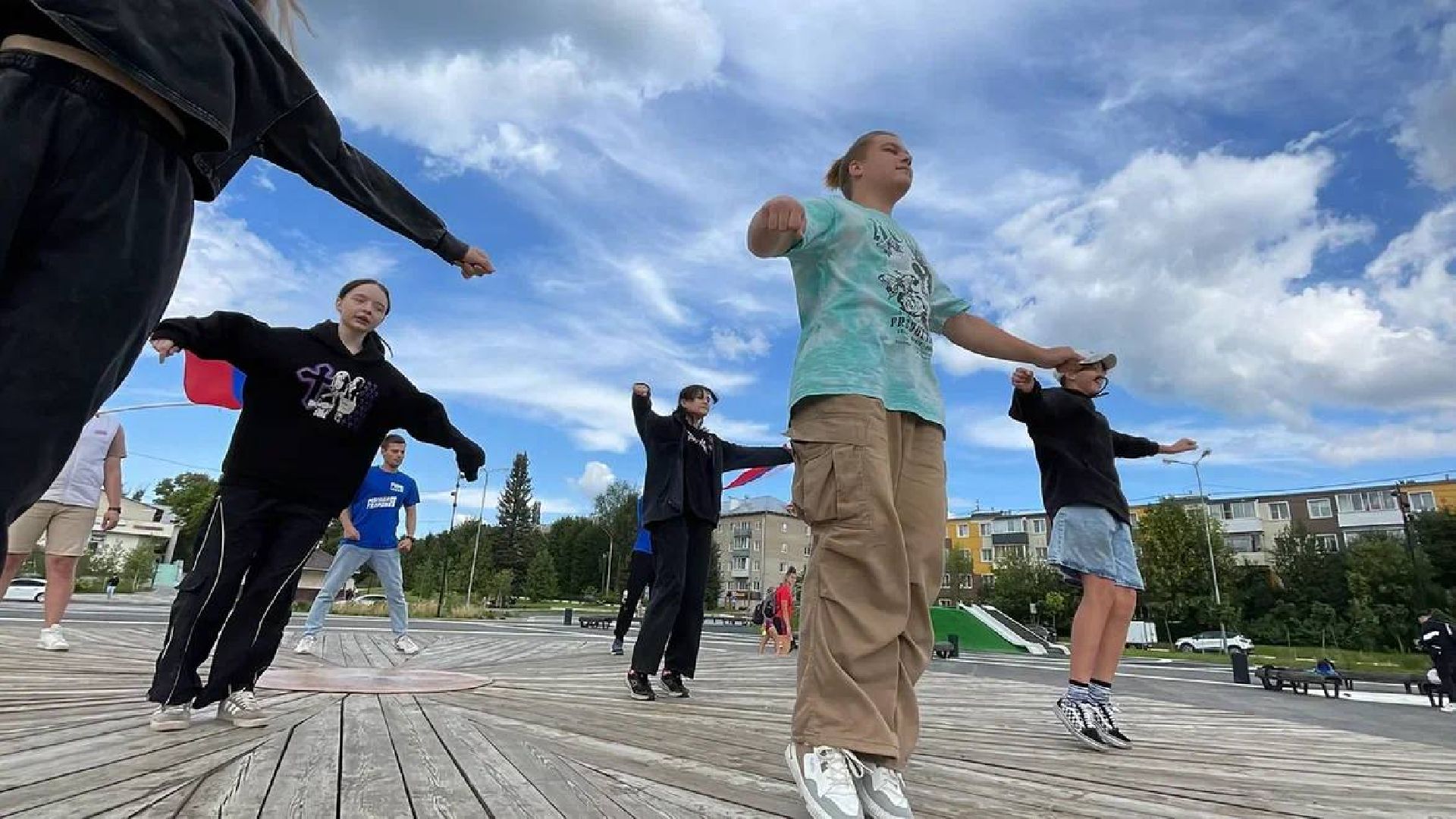 Сергиево-Посадский городской округ, Сергиев Посад, Пересвет, День флага, Флешмоб, МГЕР