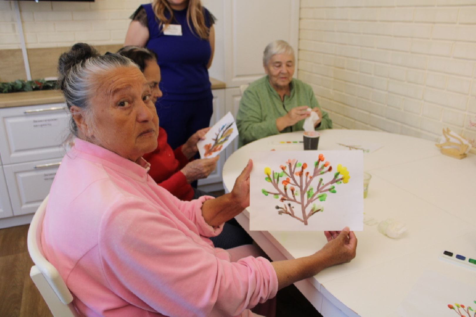 Арт-терапия, активное долголетие, пожилые люди, пенсионеры,