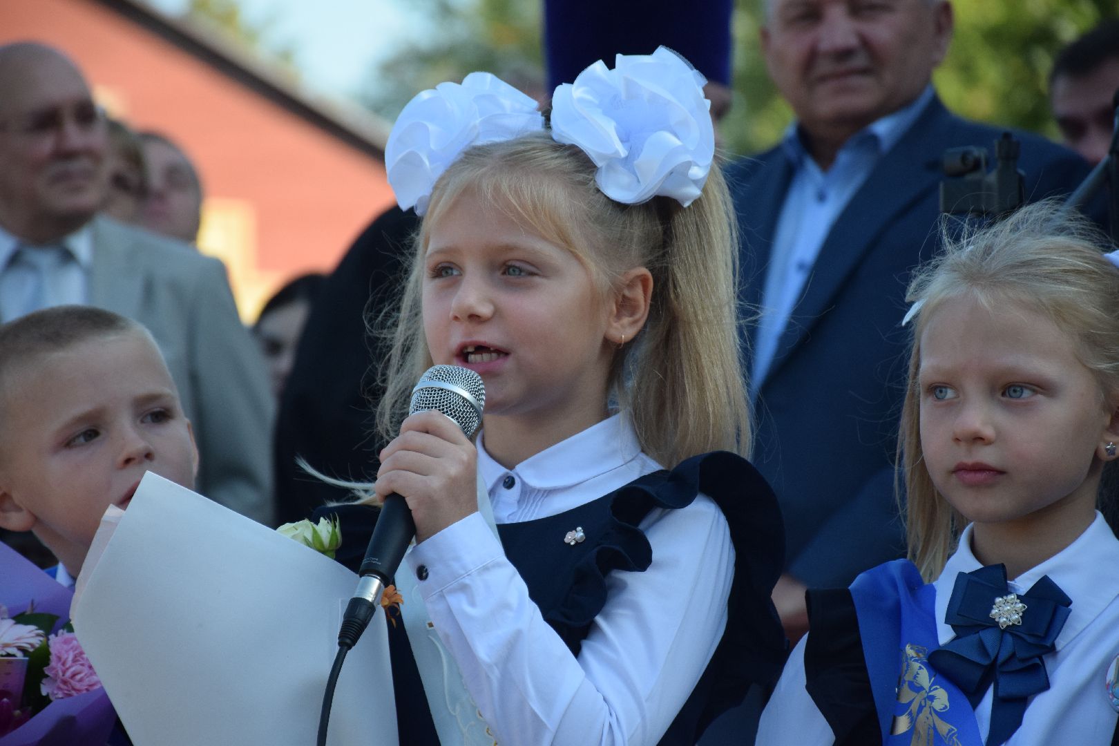 Павловский Посад, городской округ Павловский Посад, люди, дети, праздник, ремонт
