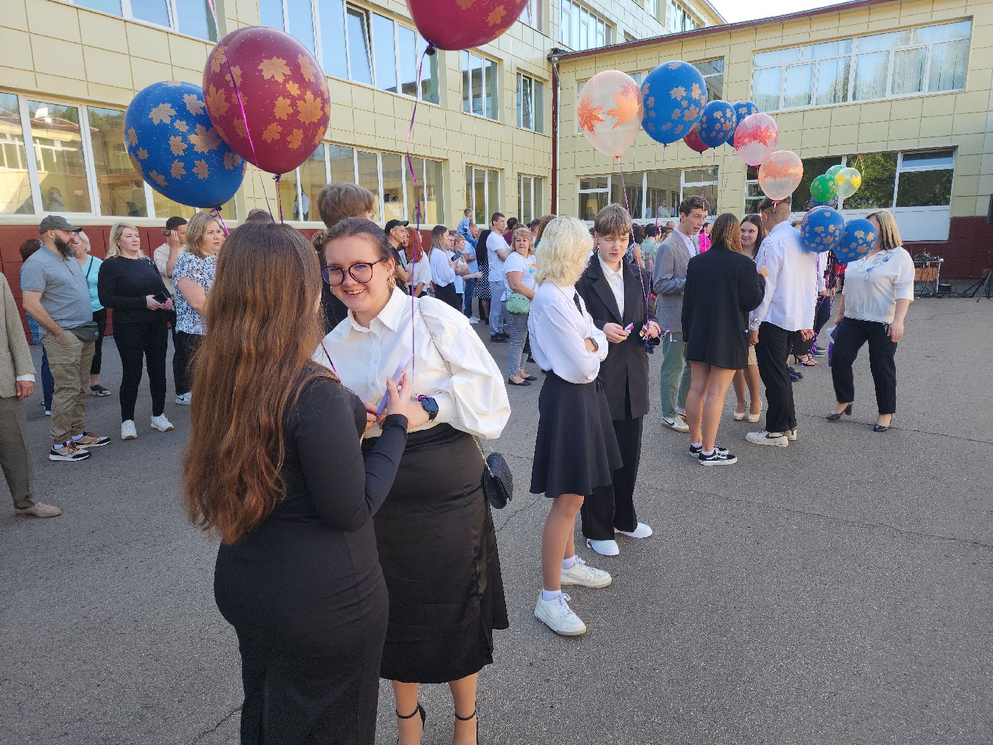 Кашира, СОШ №4, День знаний, 1 сентября, первоклассники