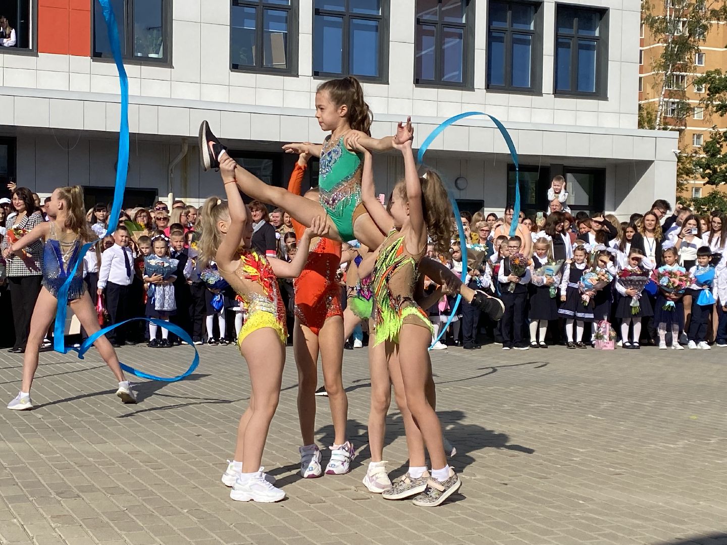 Балашиха, день знаний, большая школа, первый класс, микрорайон Кучино