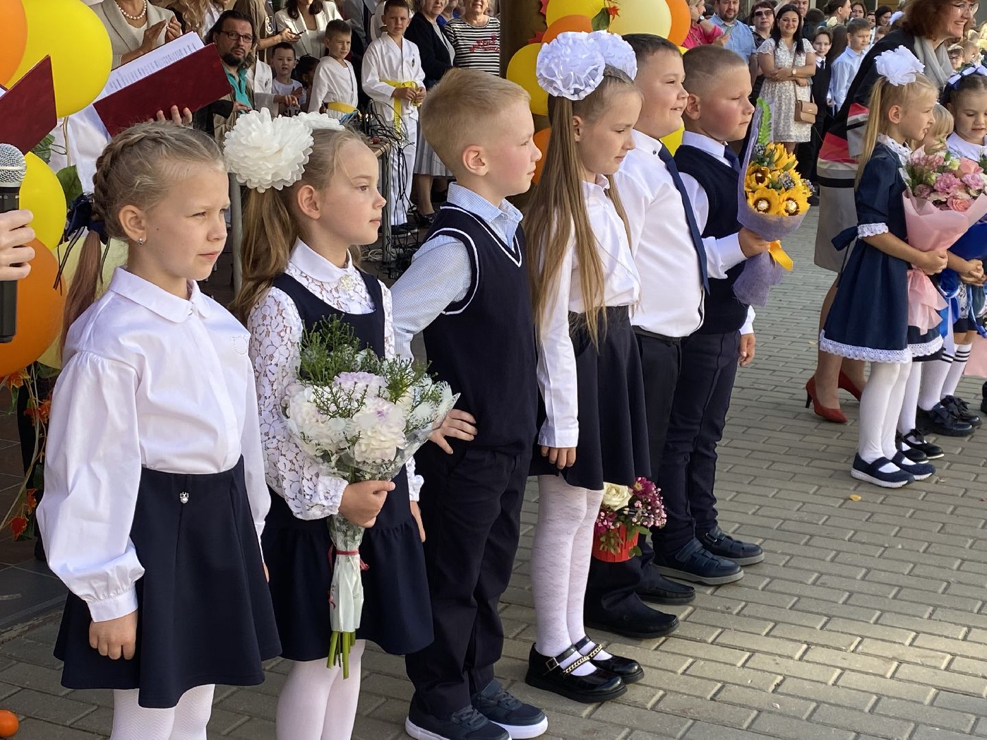 Балашиха, день знаний, большая школа, первый класс, микрорайон Кучино