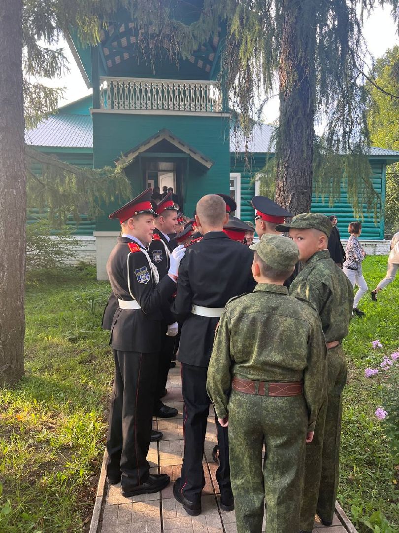 Солнечногорск, кадеты, праздник, линейка, молебен
