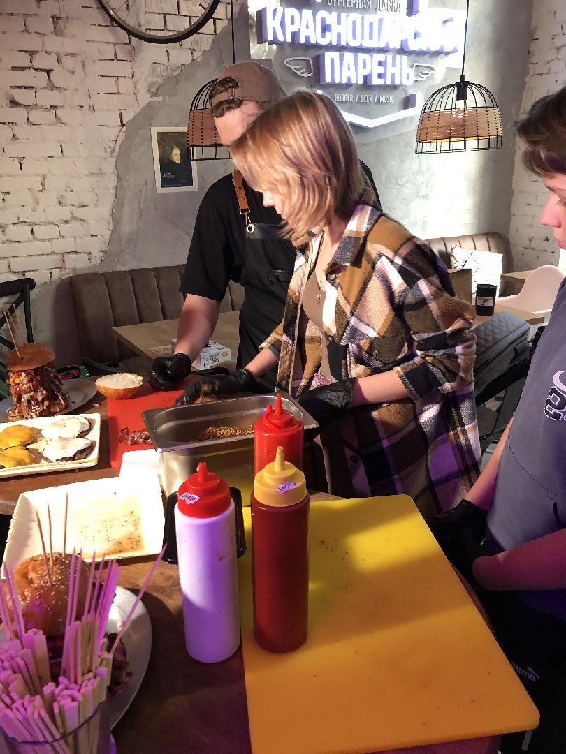 Каримов, бургеры, химки,