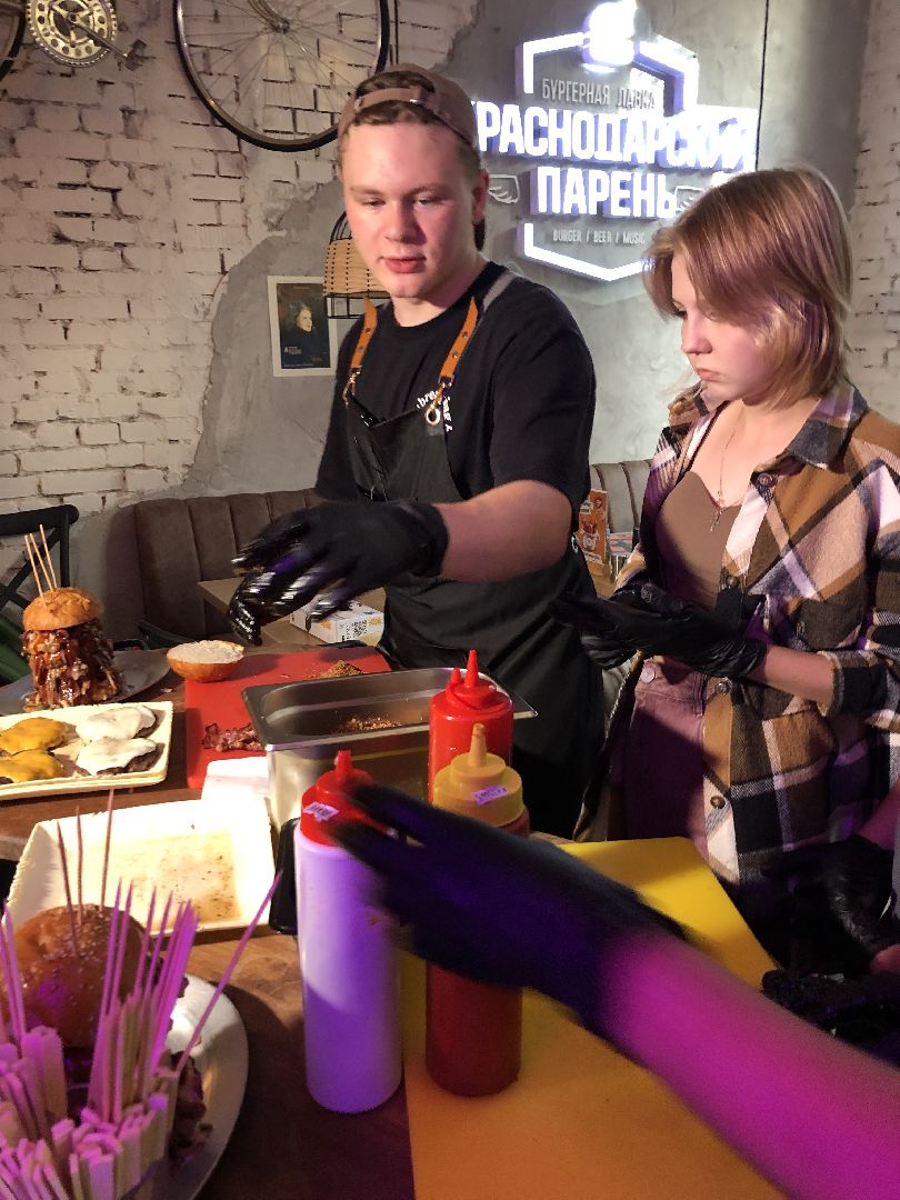 Каримов, бургеры, химки,