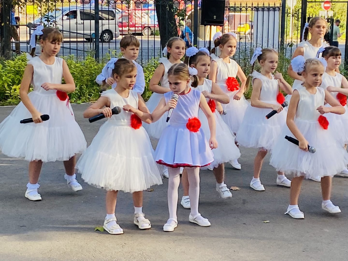 Балашиха, микрорайон Кучино, ДК Кучино, День знаний, концерн