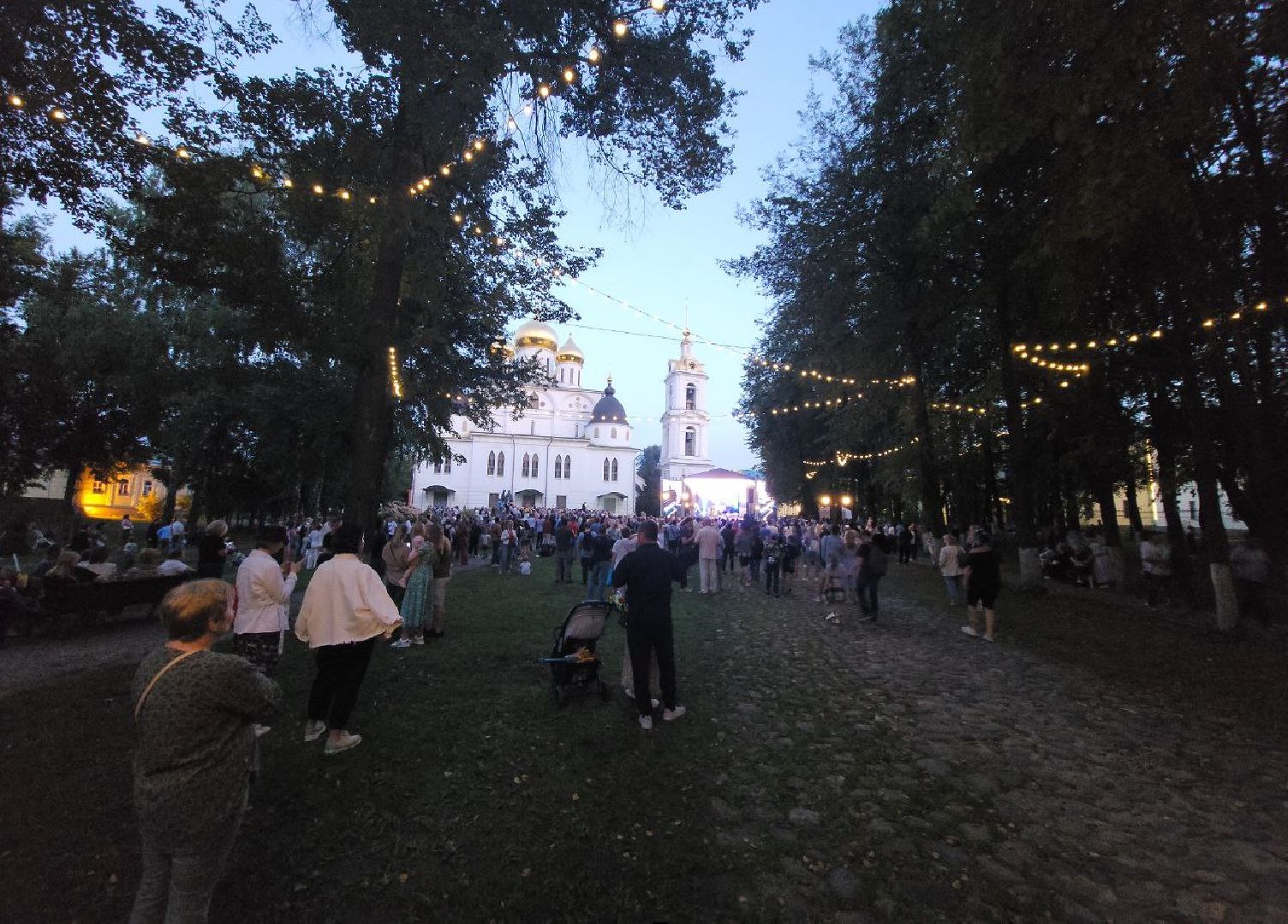 Дмитров, Историческая площадь, Денис Мацуев