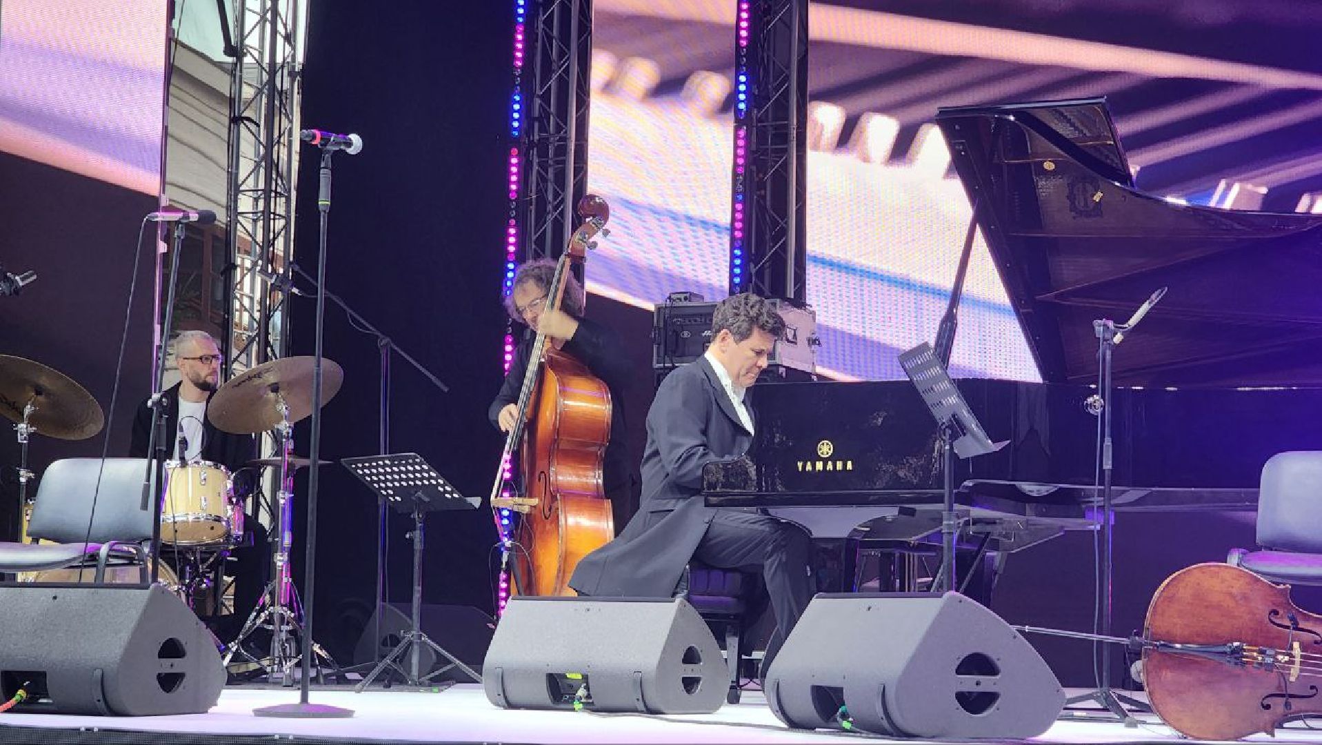 Дмитров, Историческая площадь, Денис Мацуев