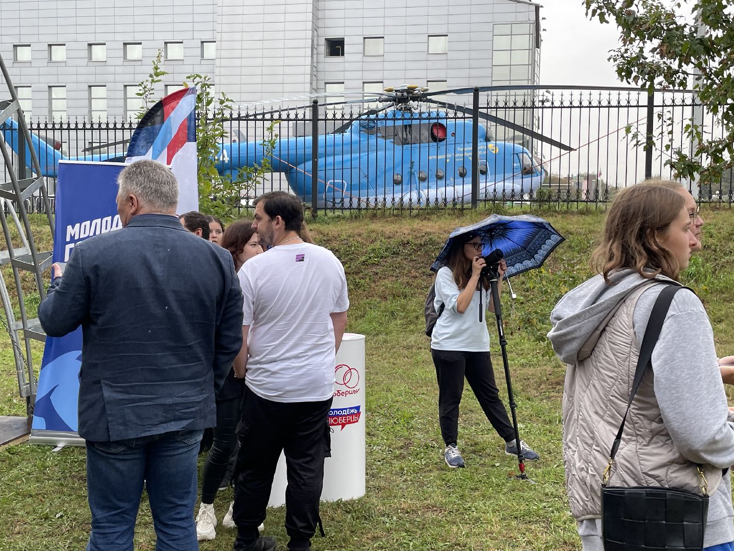 Вертолёты, выступление, праздник, событие