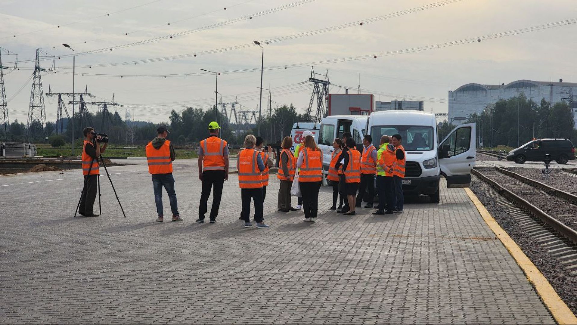 Дмитров, ТЛЦ Белый Раст, Чжаоцин, Китай