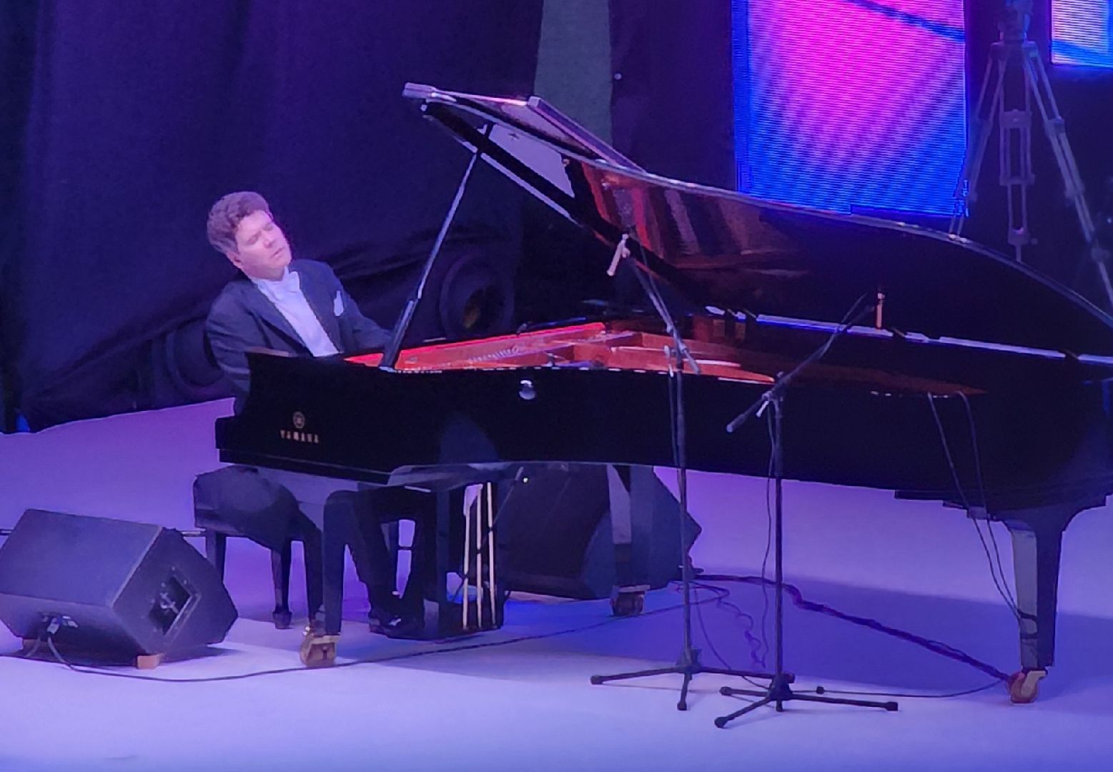 Денис Мацуев, пианист-виртуоз, концерт, водный стадион, Дубна