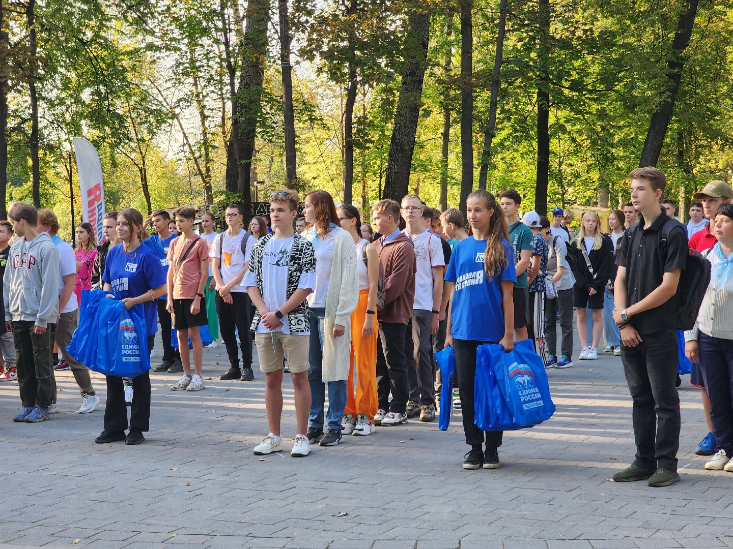 Серпухов, Подмосковье, трудовые бригады, ЛТО, подростки, Единая Россия