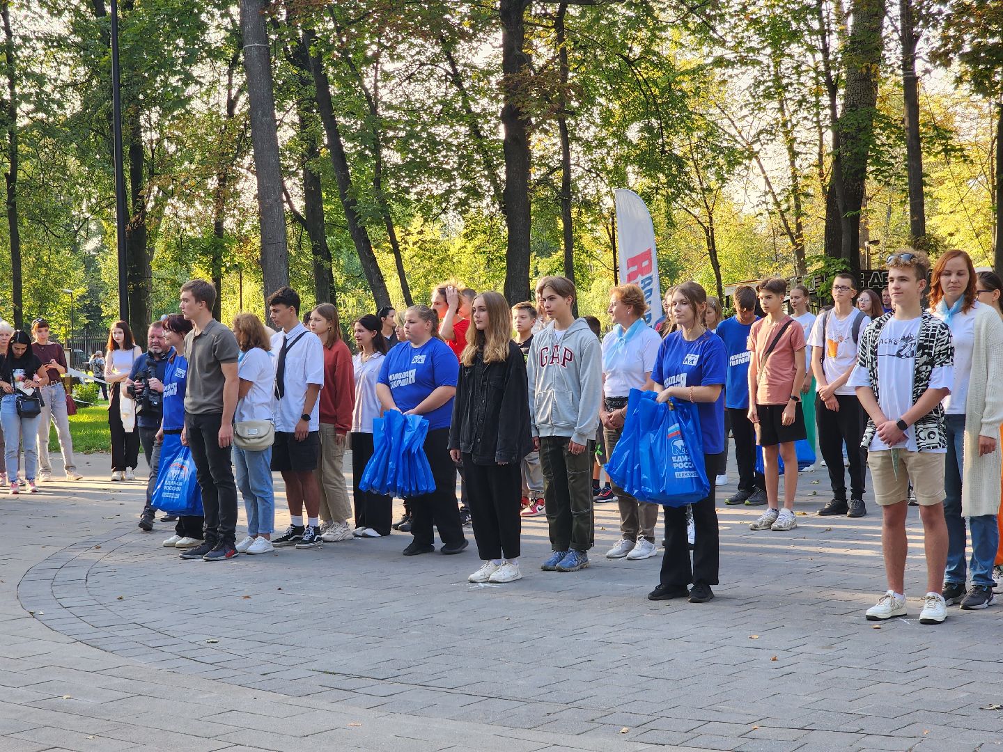 Серпухов, Подмосковье, трудовые бригады, ЛТО, подростки, Единая Россия